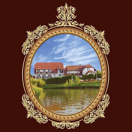 全景酒店 Mosonmagyaróvár 外观 照片