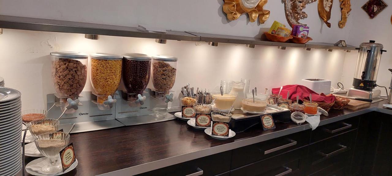 全景酒店 Mosonmagyaróvár 外观 照片